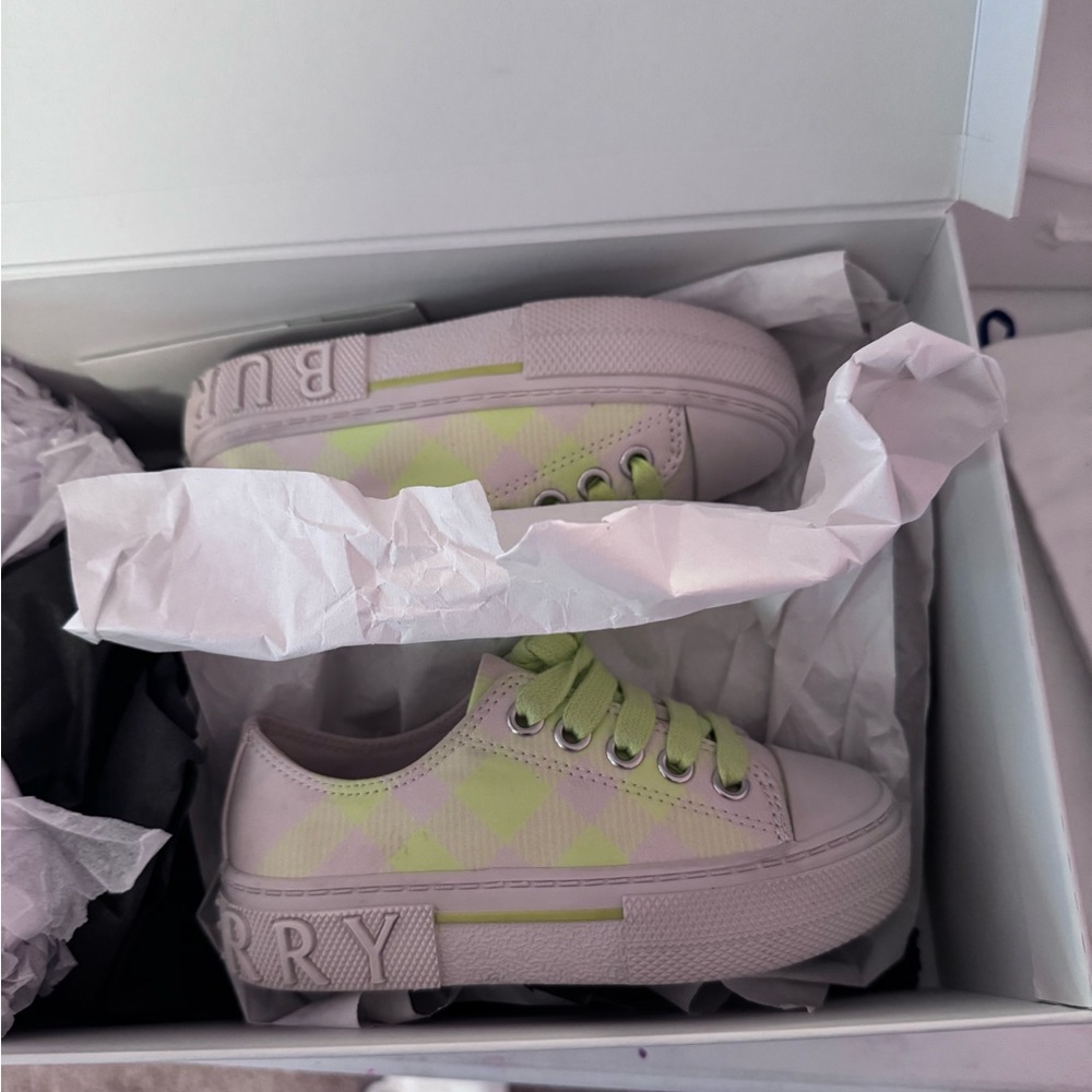 Burberry Kids Sneakers